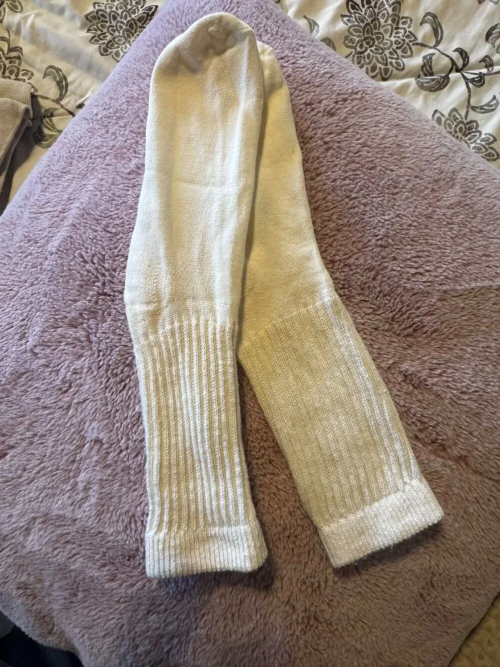 4 pair - woman's vintage slouch socks - Picture 2 of 4